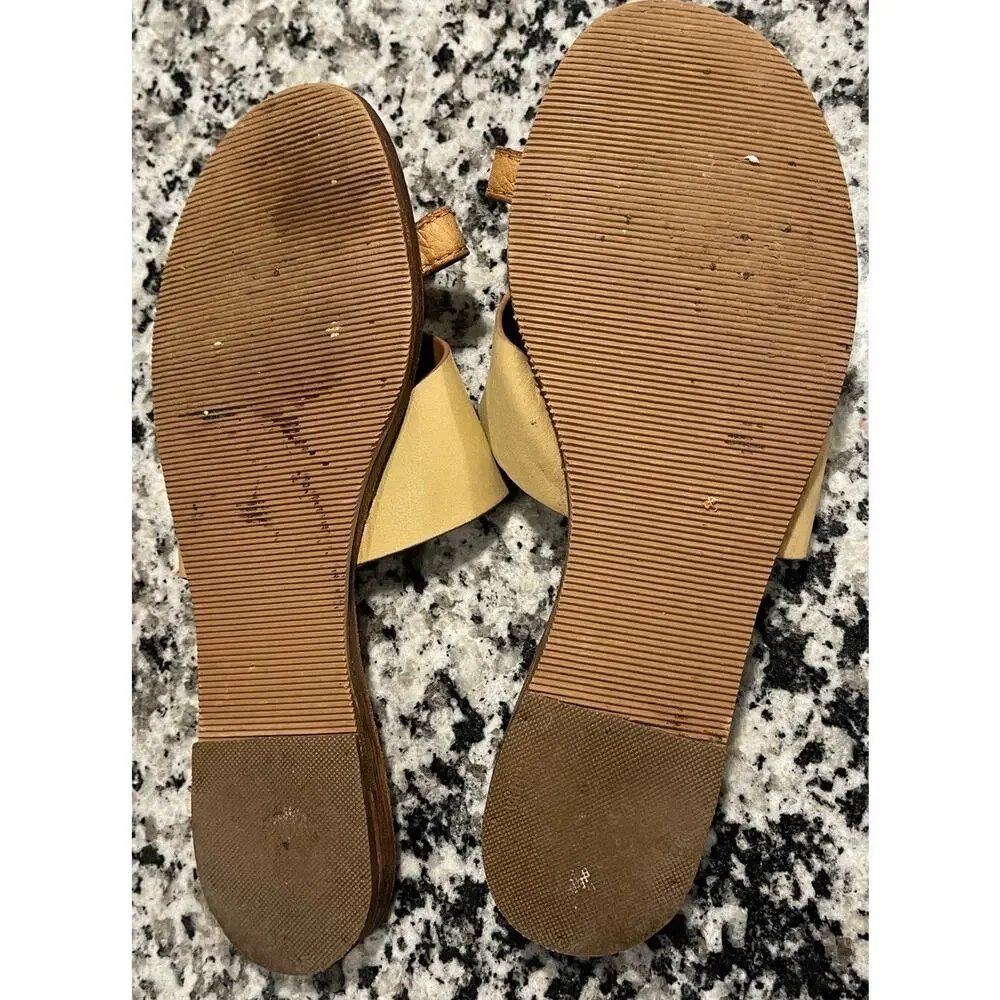TORY BURCH Tan Leather Signature Perforated Logo Pebble Accent Flat Slides Sz 7